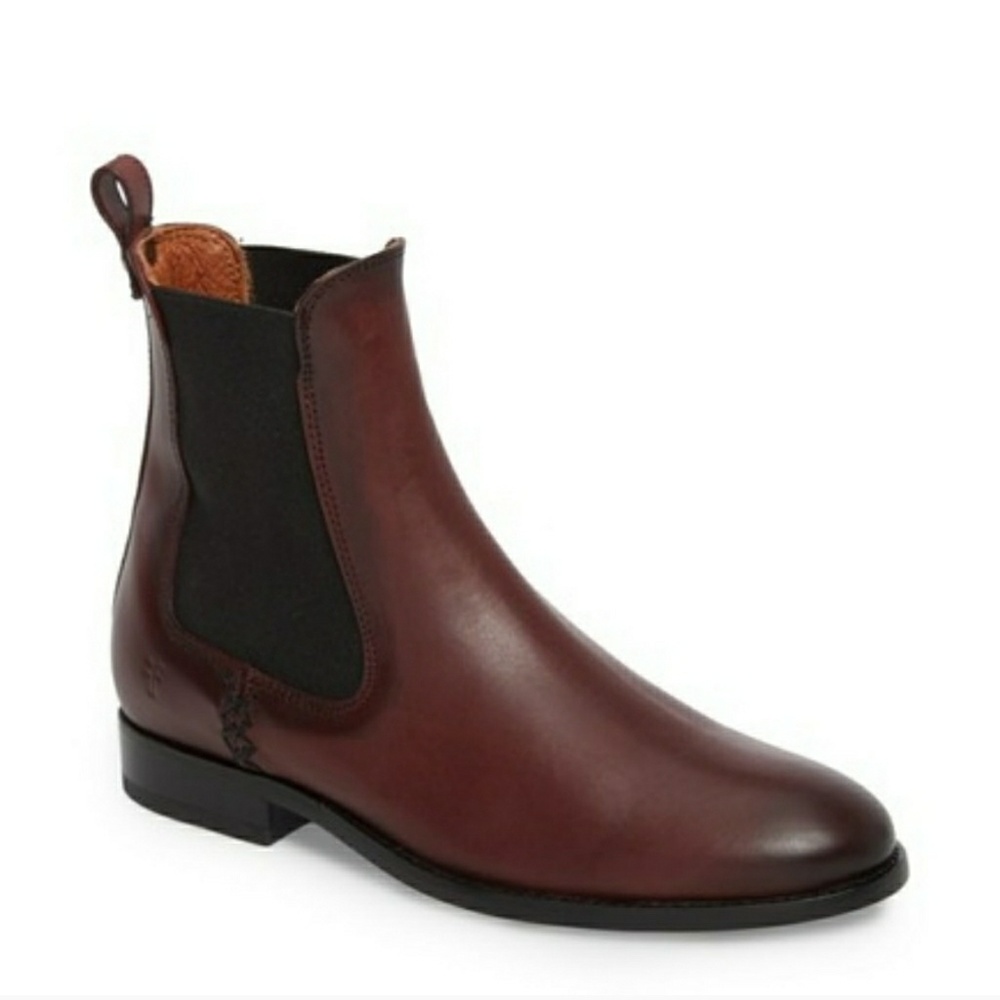 Frye Melissa Chelsea Boots NWOT